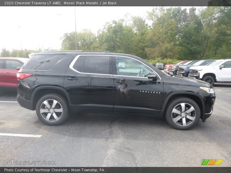 Mosaic Black Metallic / Jet Black 2020 Chevrolet Traverse LT AWD
