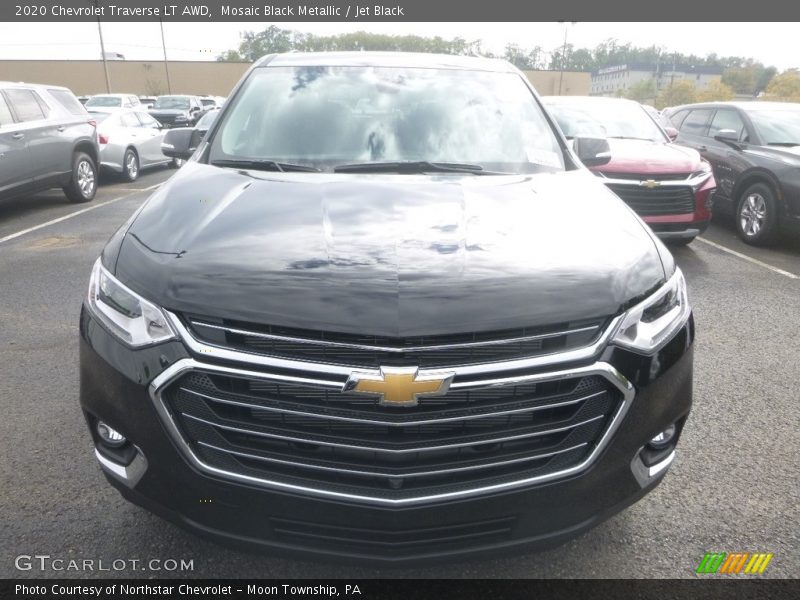 Mosaic Black Metallic / Jet Black 2020 Chevrolet Traverse LT AWD