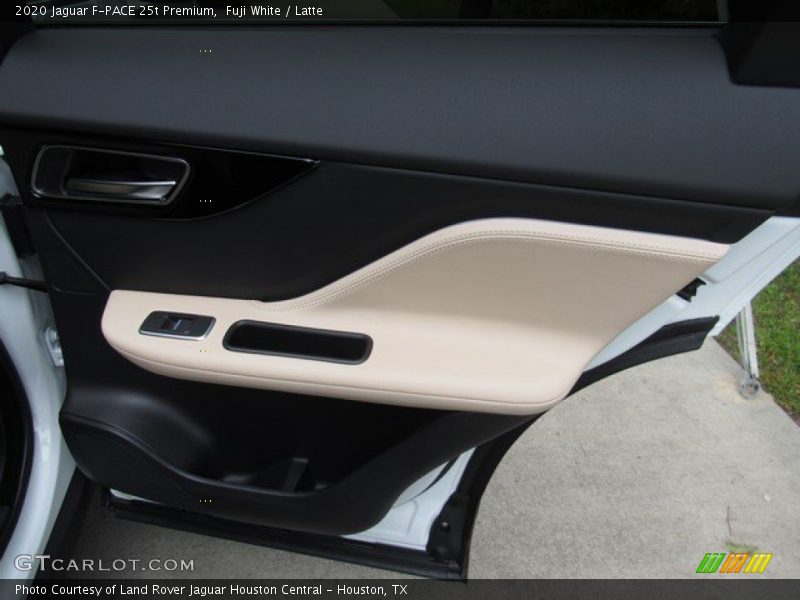 Fuji White / Latte 2020 Jaguar F-PACE 25t Premium