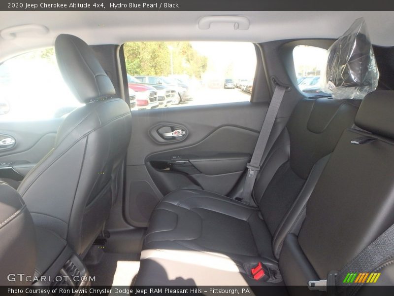 Hydro Blue Pearl / Black 2020 Jeep Cherokee Altitude 4x4