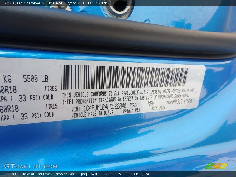 Hydro Blue Pearl / Black 2020 Jeep Cherokee Altitude 4x4
