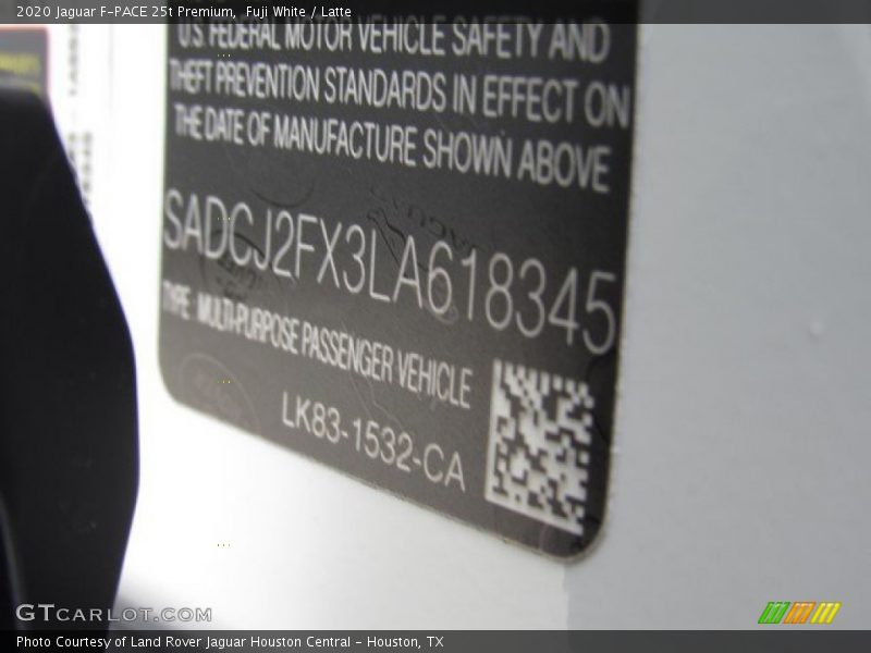 Fuji White / Latte 2020 Jaguar F-PACE 25t Premium