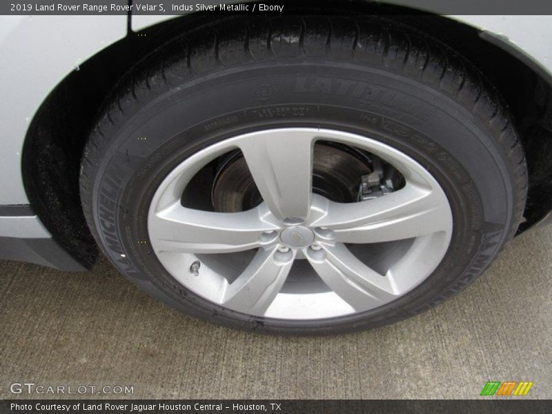  2019 Range Rover Velar S Wheel