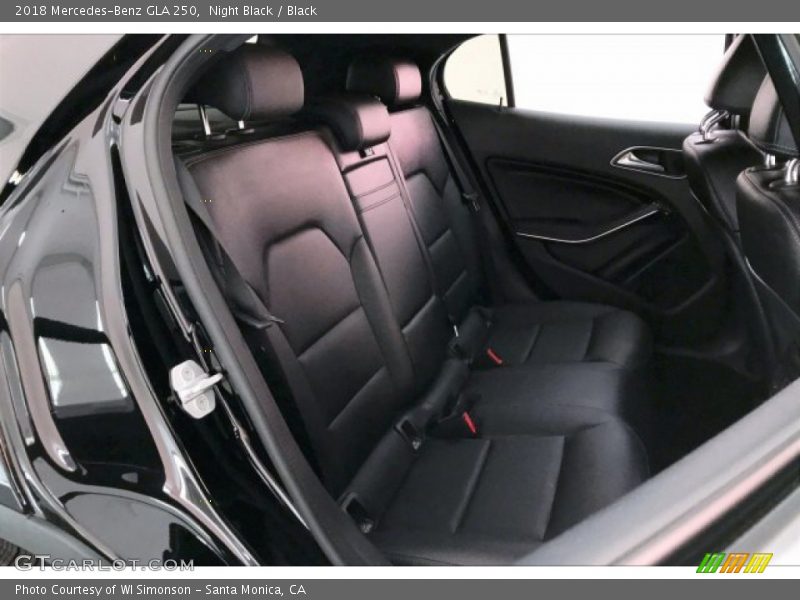 Night Black / Black 2018 Mercedes-Benz GLA 250