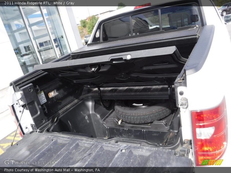 White / Gray 2011 Honda Ridgeline RTL