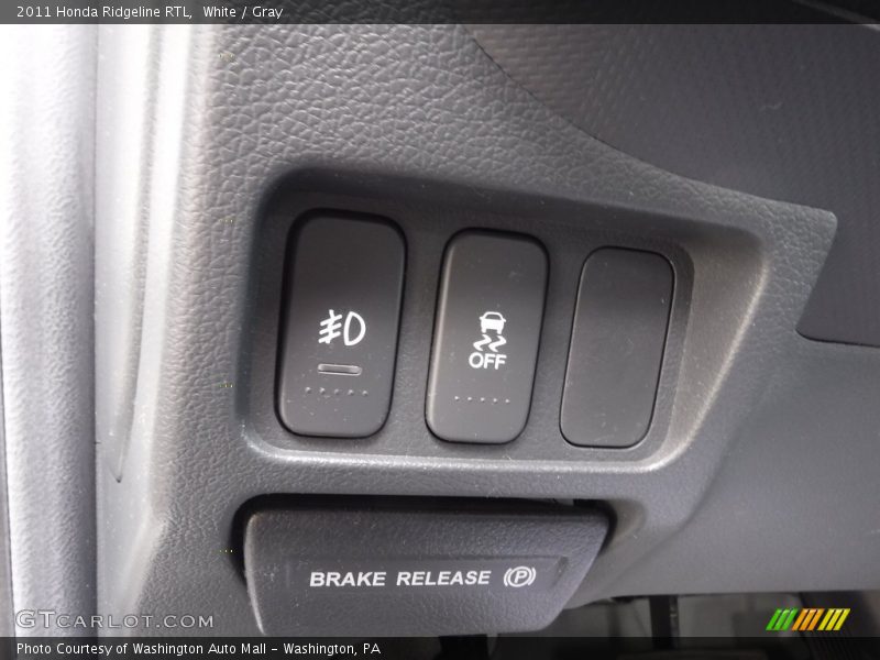 White / Gray 2011 Honda Ridgeline RTL