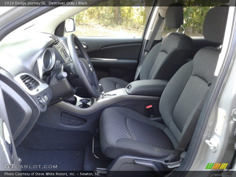 Destroyer Gray / Black 2019 Dodge Journey SE