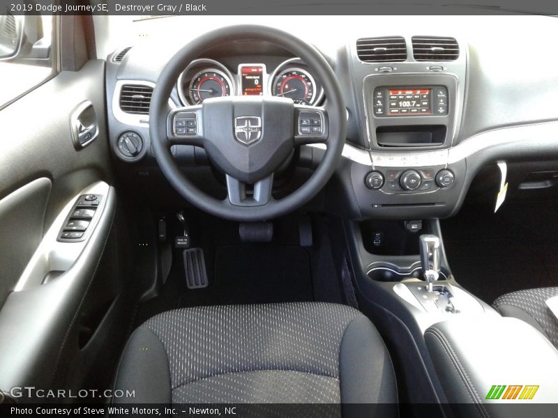 Destroyer Gray / Black 2019 Dodge Journey SE