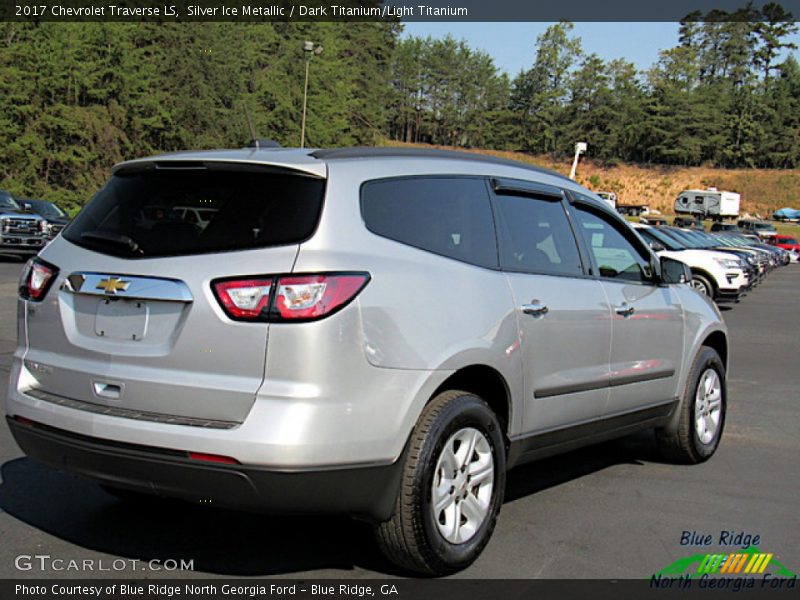 Silver Ice Metallic / Dark Titanium/Light Titanium 2017 Chevrolet Traverse LS