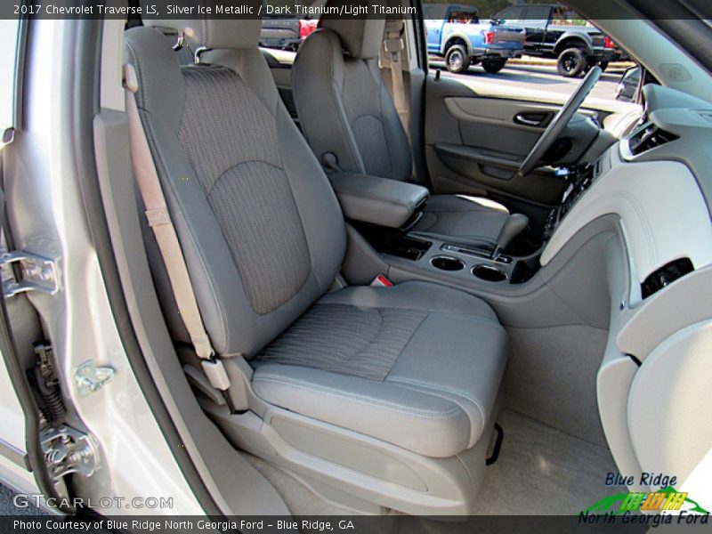 Silver Ice Metallic / Dark Titanium/Light Titanium 2017 Chevrolet Traverse LS