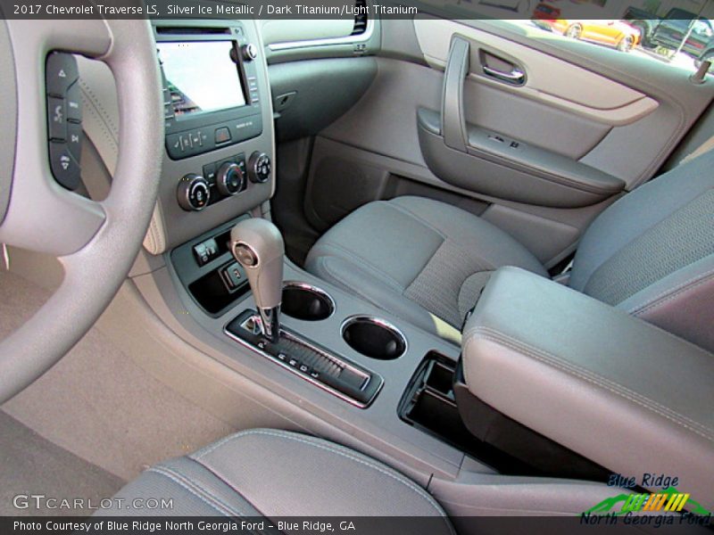 Silver Ice Metallic / Dark Titanium/Light Titanium 2017 Chevrolet Traverse LS