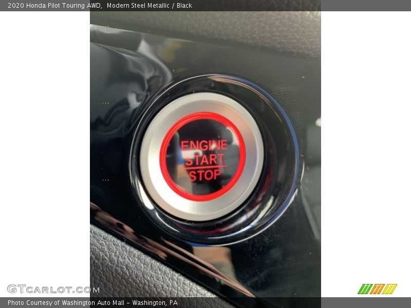 Modern Steel Metallic / Black 2020 Honda Pilot Touring AWD