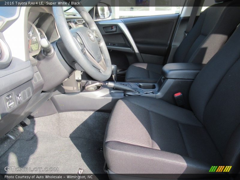 Super White / Black 2016 Toyota RAV4 LE