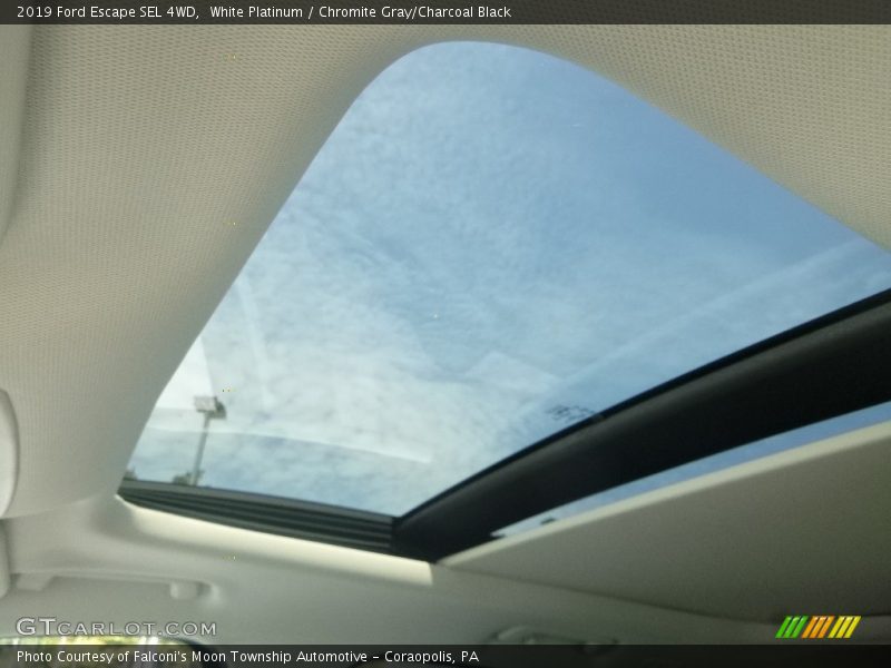 White Platinum / Chromite Gray/Charcoal Black 2019 Ford Escape SEL 4WD