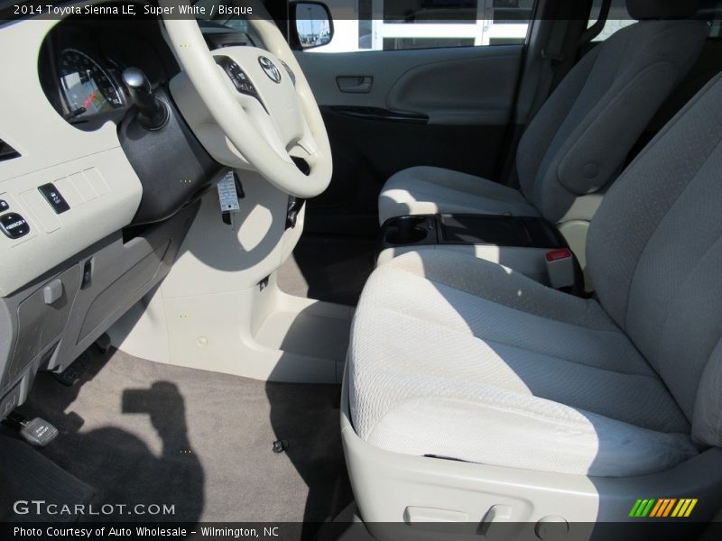 Super White / Bisque 2014 Toyota Sienna LE