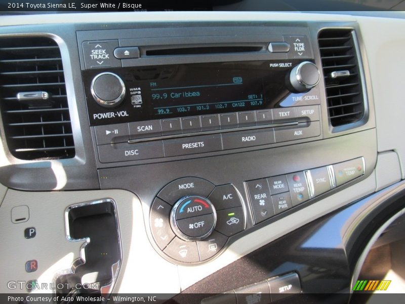 Super White / Bisque 2014 Toyota Sienna LE