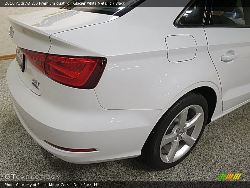 Glacier White Metallic / Black 2016 Audi A3 2.0 Premium quattro