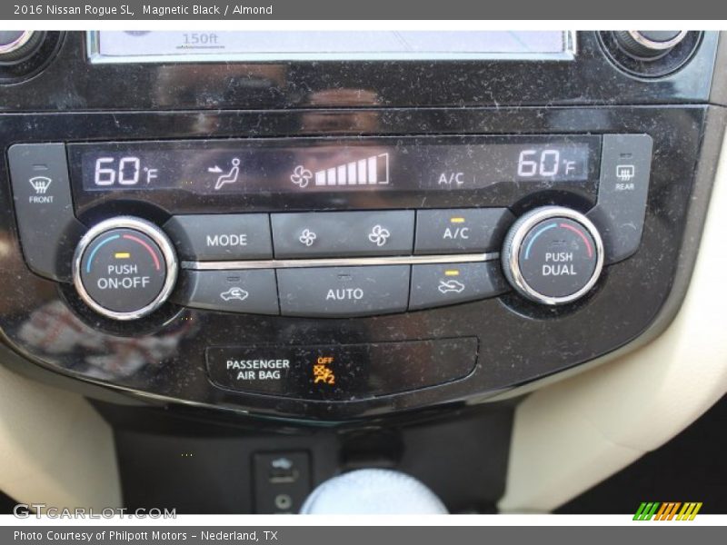 Magnetic Black / Almond 2016 Nissan Rogue SL