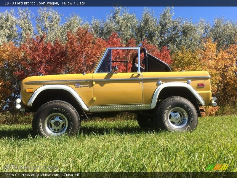  1970 Bronco Sport Wagon Yellow