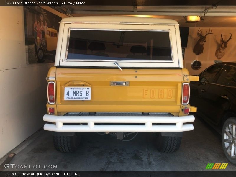Yellow / Black 1970 Ford Bronco Sport Wagon