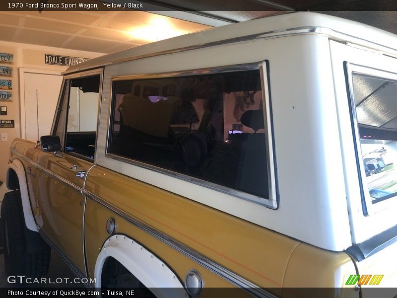 Yellow / Black 1970 Ford Bronco Sport Wagon