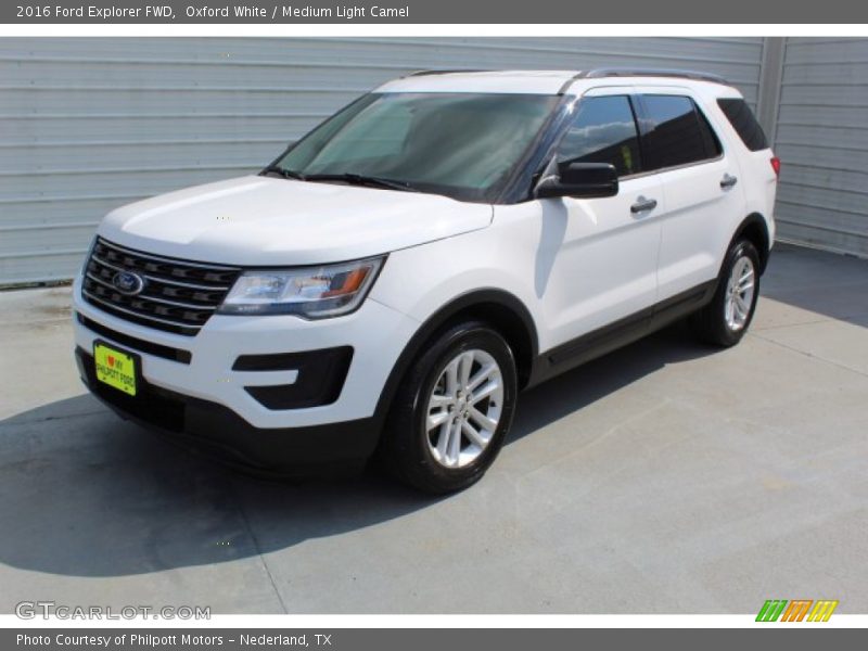 Oxford White / Medium Light Camel 2016 Ford Explorer FWD