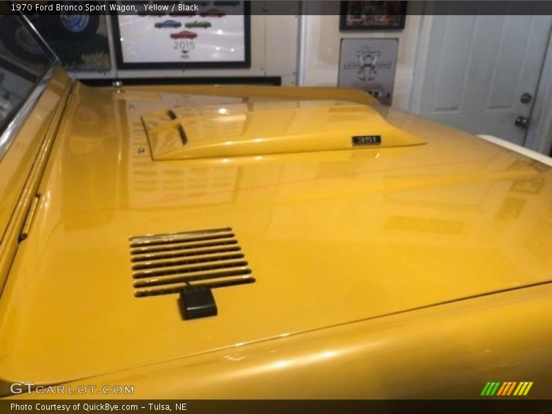 Yellow / Black 1970 Ford Bronco Sport Wagon