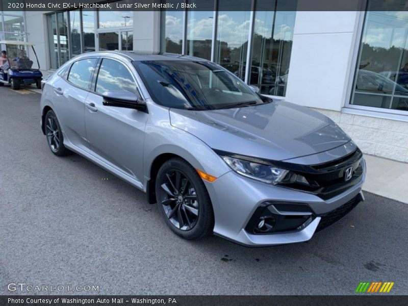 Front 3/4 View of 2020 Civic EX-L Hatchback