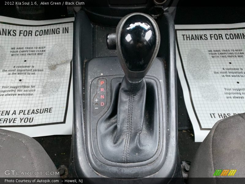 Alien Green / Black Cloth 2012 Kia Soul 1.6