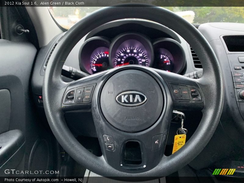 Alien Green / Black Cloth 2012 Kia Soul 1.6