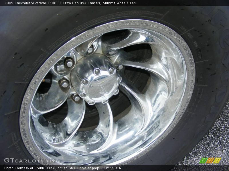Summit White / Tan 2005 Chevrolet Silverado 3500 LT Crew Cab 4x4 Chassis