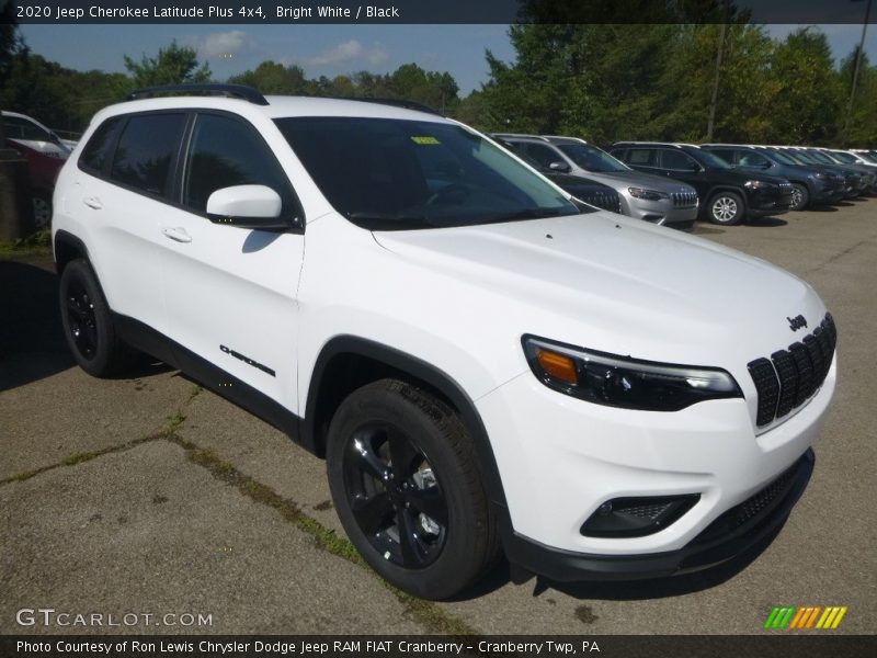 Bright White / Black 2020 Jeep Cherokee Latitude Plus 4x4