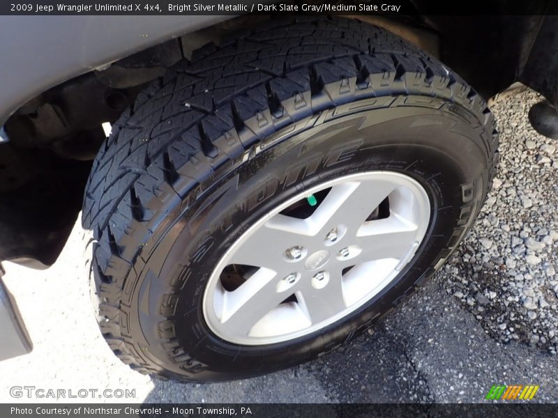 Bright Silver Metallic / Dark Slate Gray/Medium Slate Gray 2009 Jeep Wrangler Unlimited X 4x4
