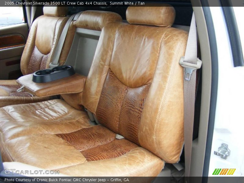 Summit White / Tan 2005 Chevrolet Silverado 3500 LT Crew Cab 4x4 Chassis