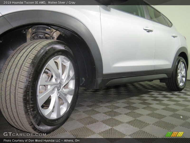 Molten Silver / Gray 2019 Hyundai Tucson SE AWD