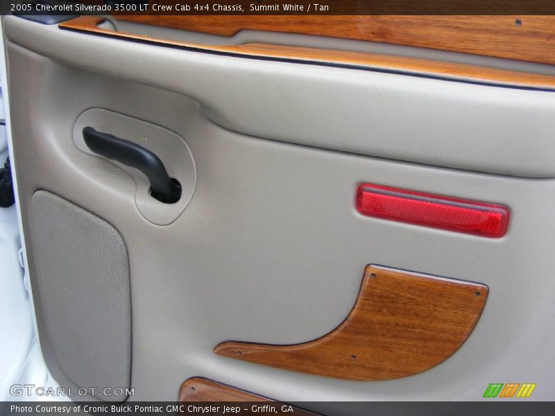 Summit White / Tan 2005 Chevrolet Silverado 3500 LT Crew Cab 4x4 Chassis