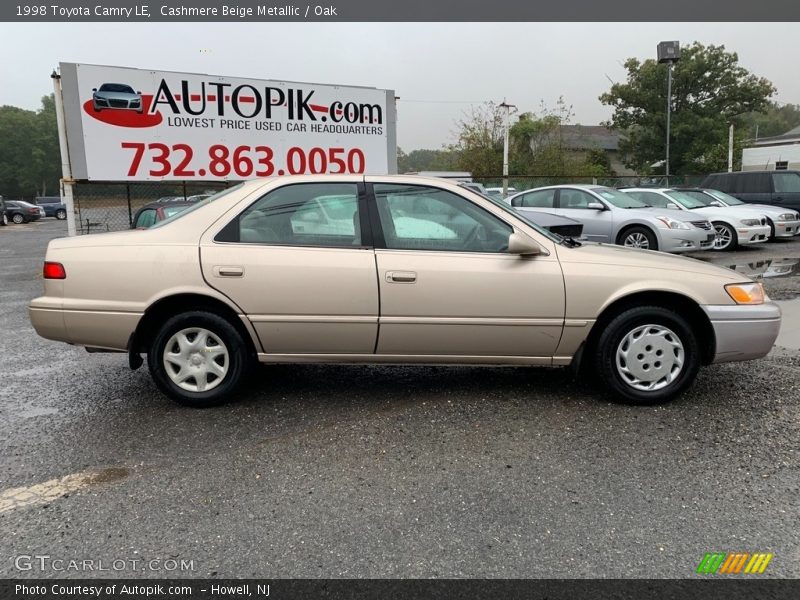 Cashmere Beige Metallic / Oak 1998 Toyota Camry LE