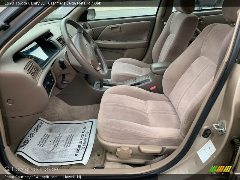 Cashmere Beige Metallic / Oak 1998 Toyota Camry LE