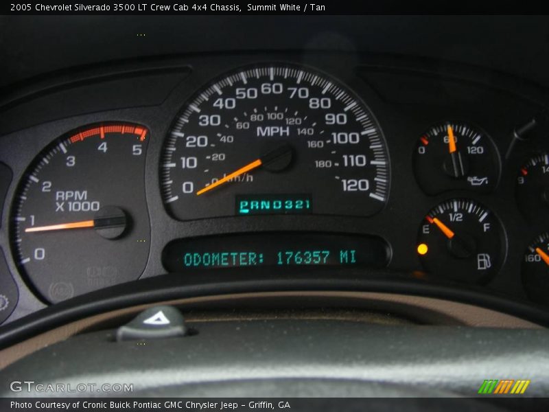 Summit White / Tan 2005 Chevrolet Silverado 3500 LT Crew Cab 4x4 Chassis