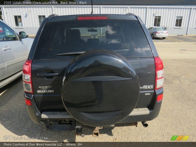 Black Onyx / Black 2006 Suzuki Grand Vitara Luxury 4x4