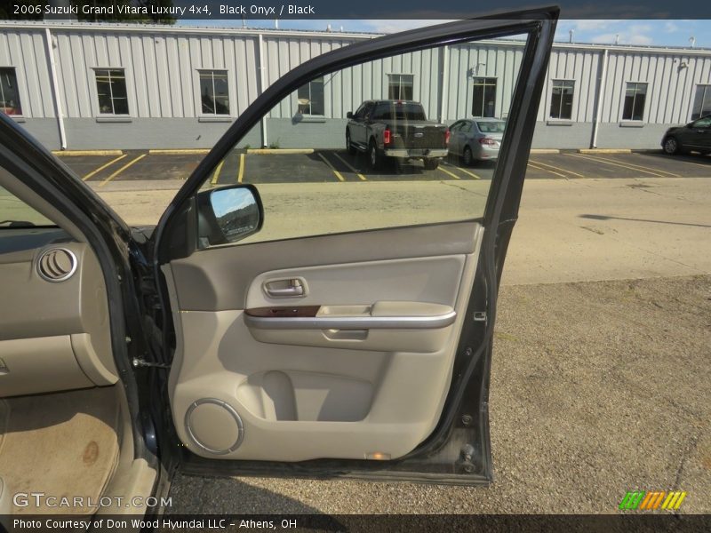 Black Onyx / Black 2006 Suzuki Grand Vitara Luxury 4x4