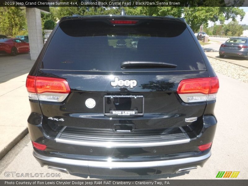 Diamond Black Crystal Pearl / Black/Dark Sienna Brown 2019 Jeep Grand Cherokee Summit 4x4