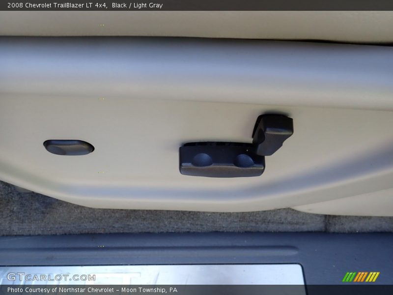 Black / Light Gray 2008 Chevrolet TrailBlazer LT 4x4