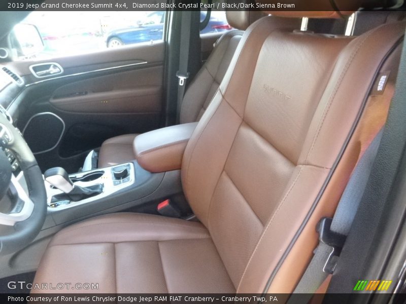 Diamond Black Crystal Pearl / Black/Dark Sienna Brown 2019 Jeep Grand Cherokee Summit 4x4