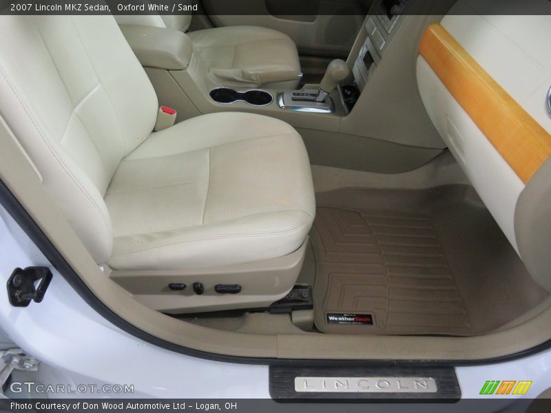 Oxford White / Sand 2007 Lincoln MKZ Sedan