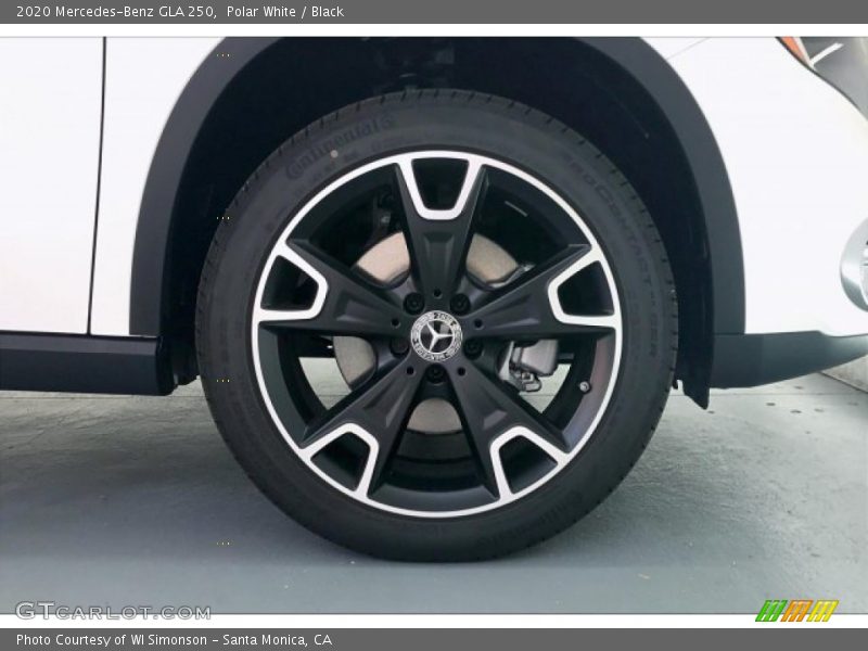 Polar White / Black 2020 Mercedes-Benz GLA 250
