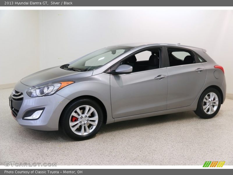 Silver / Black 2013 Hyundai Elantra GT