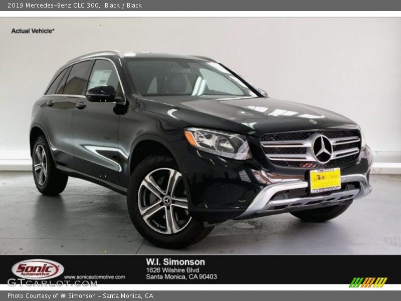 Black / Black 2019 Mercedes-Benz GLC 300