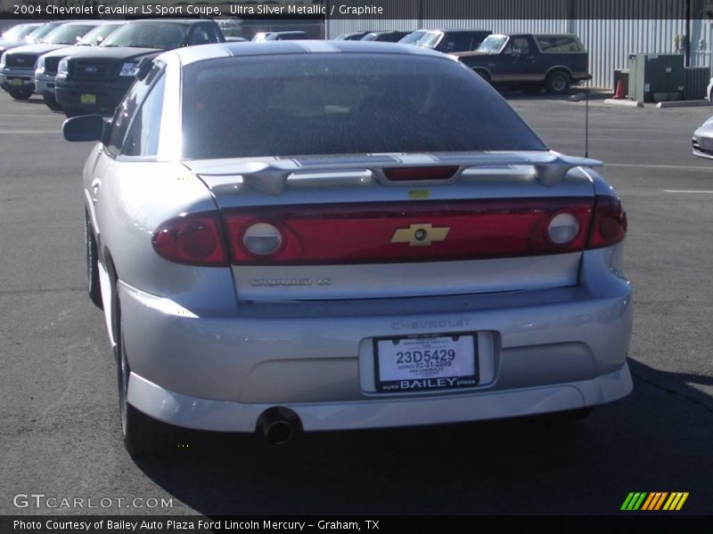 Ultra Silver Metallic / Graphite 2004 Chevrolet Cavalier LS Sport Coupe