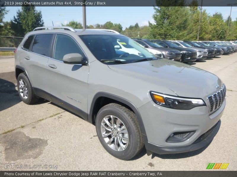Sting-Gray / Black 2019 Jeep Cherokee Latitude Plus 4x4